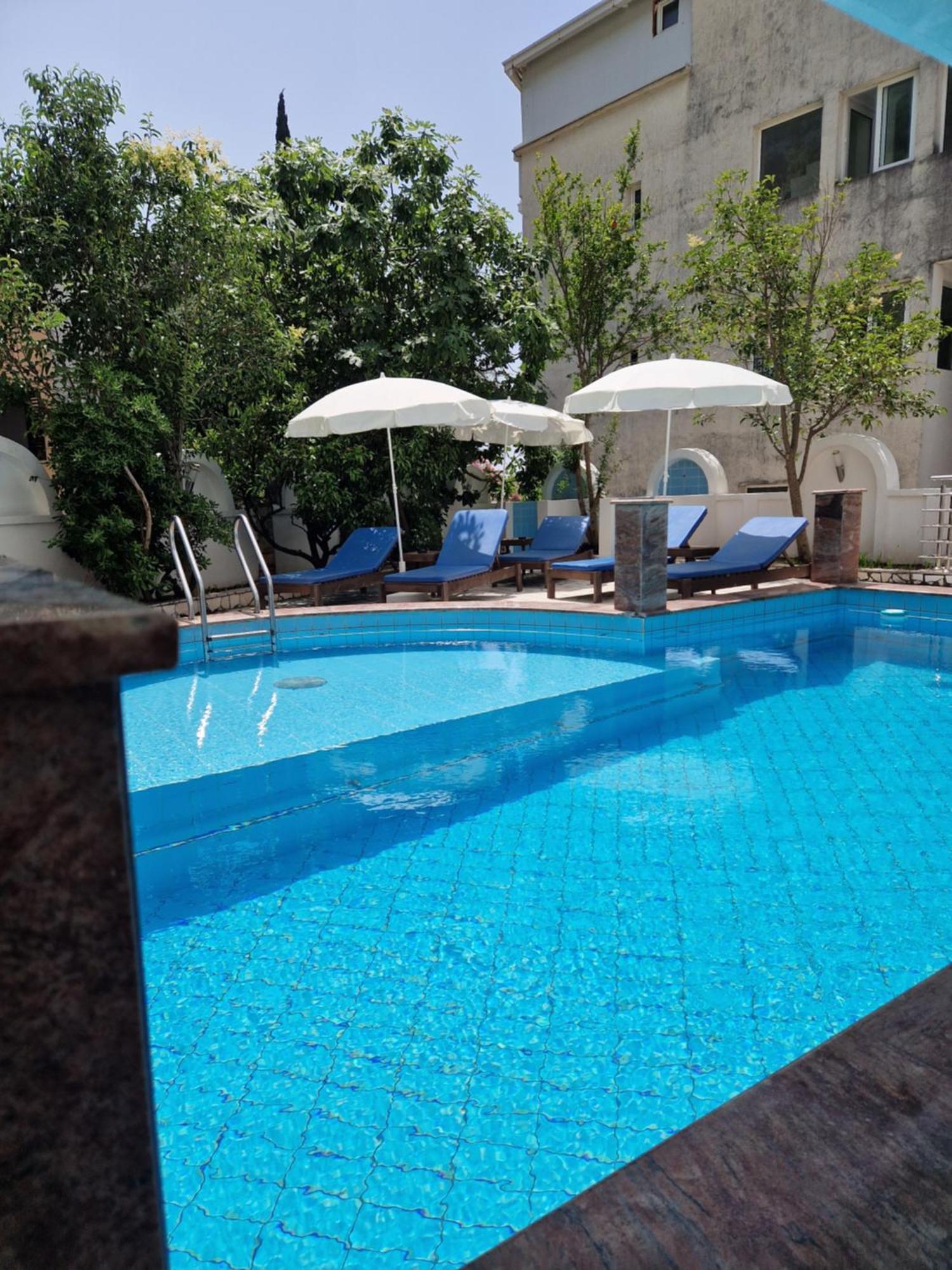 Villa Golf بودفا المظهر الخارجي الصورة