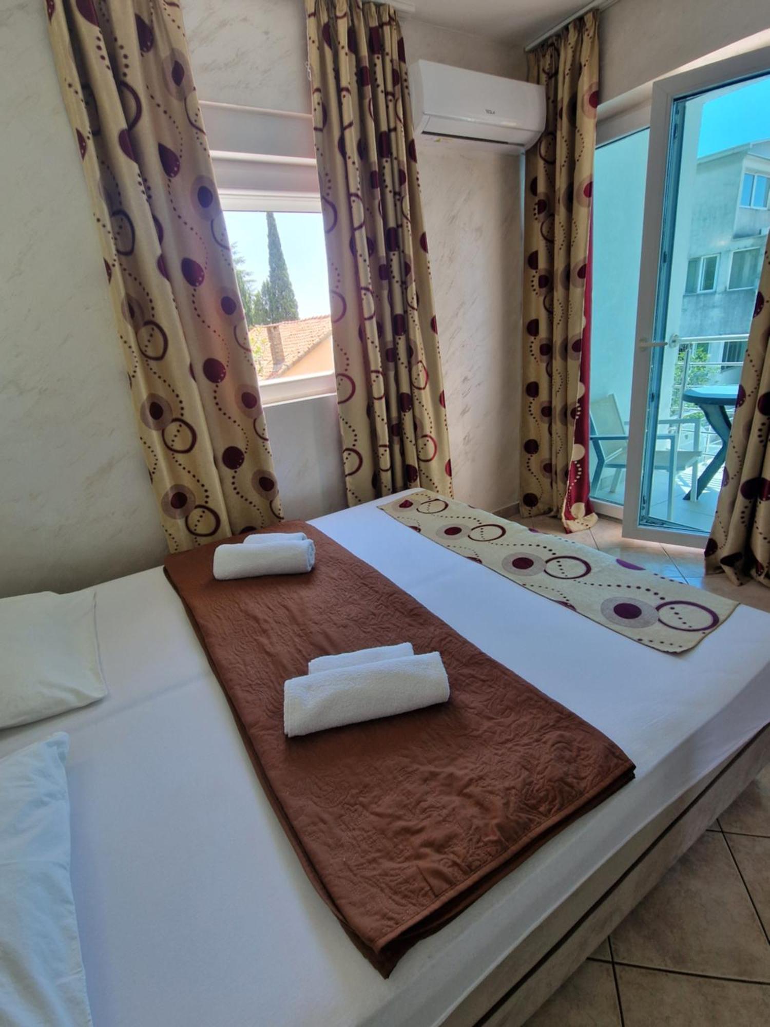Villa Golf بودفا المظهر الخارجي الصورة