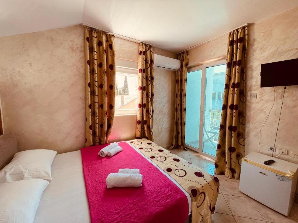 Villa Golf بودفا المظهر الخارجي الصورة